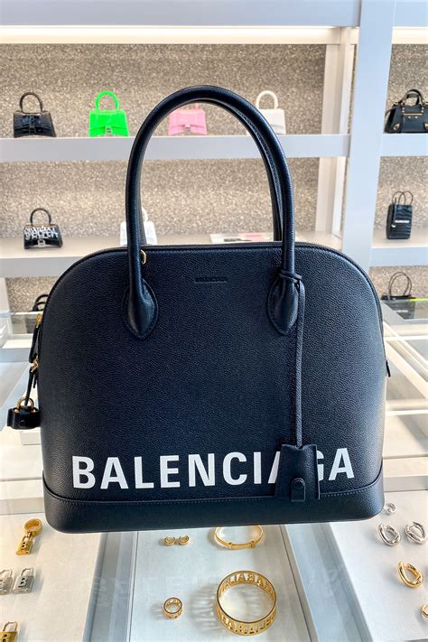 balenciaga hawaii discount